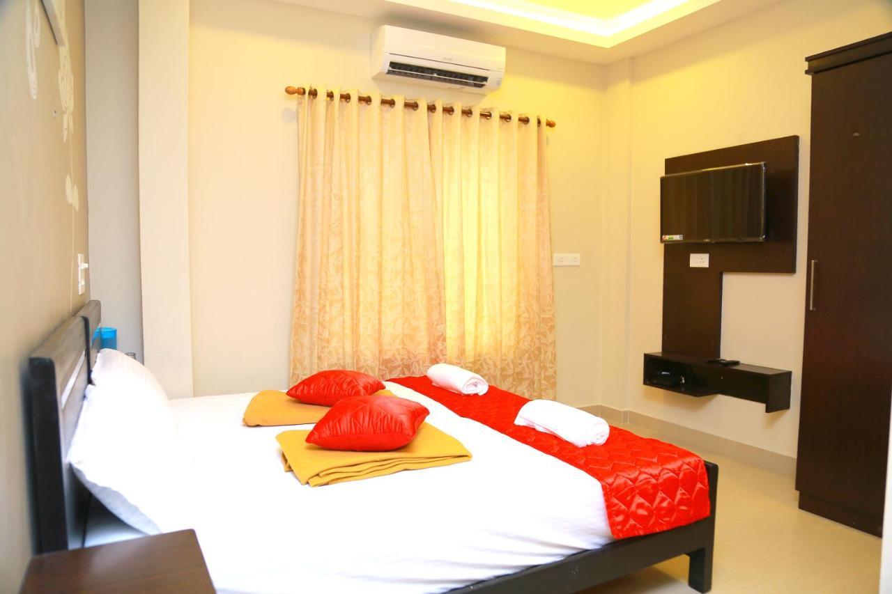 Hotel Metro Residency Kochi Exterior foto