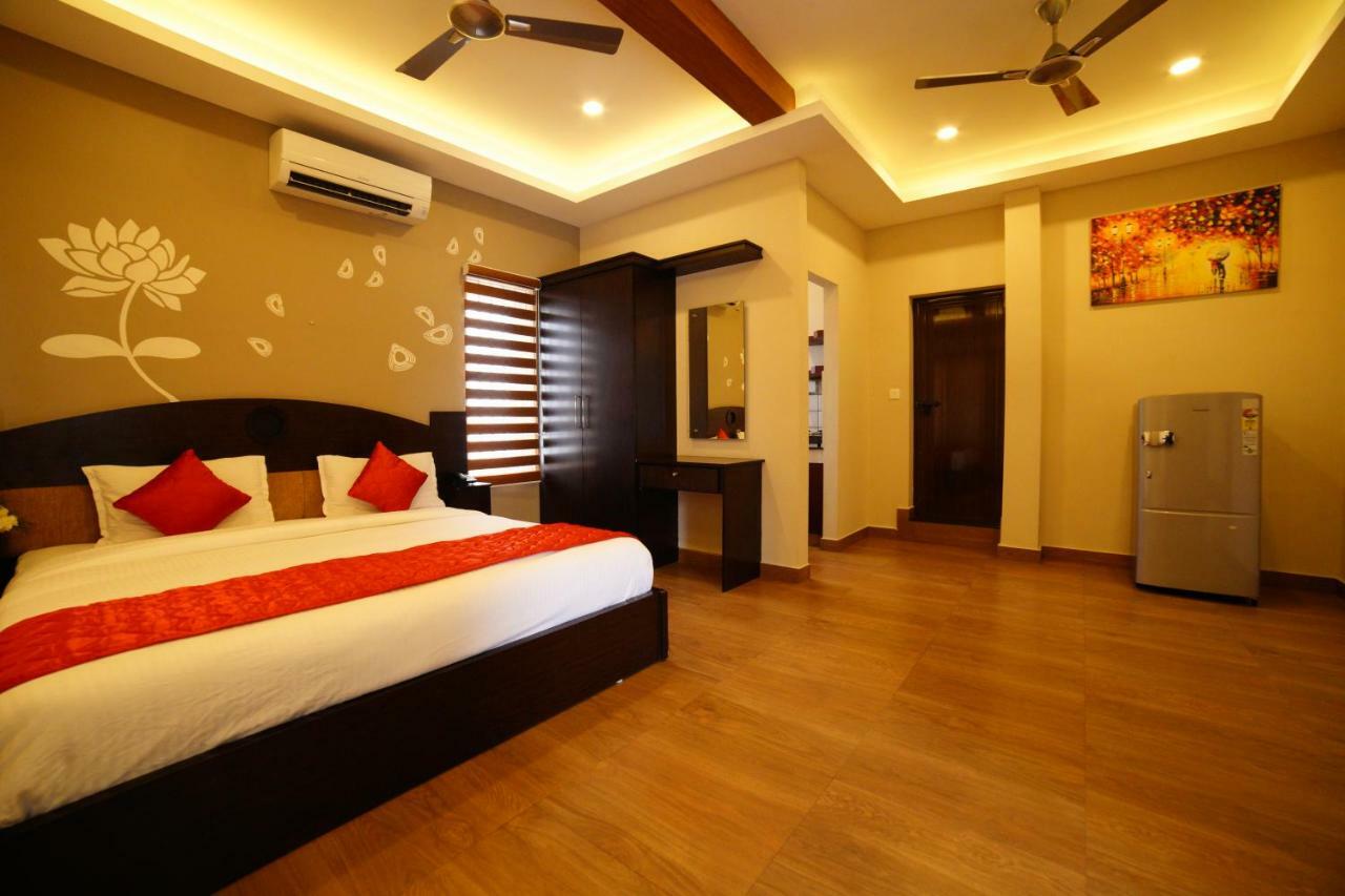 Hotel Metro Residency Kochi Exterior foto